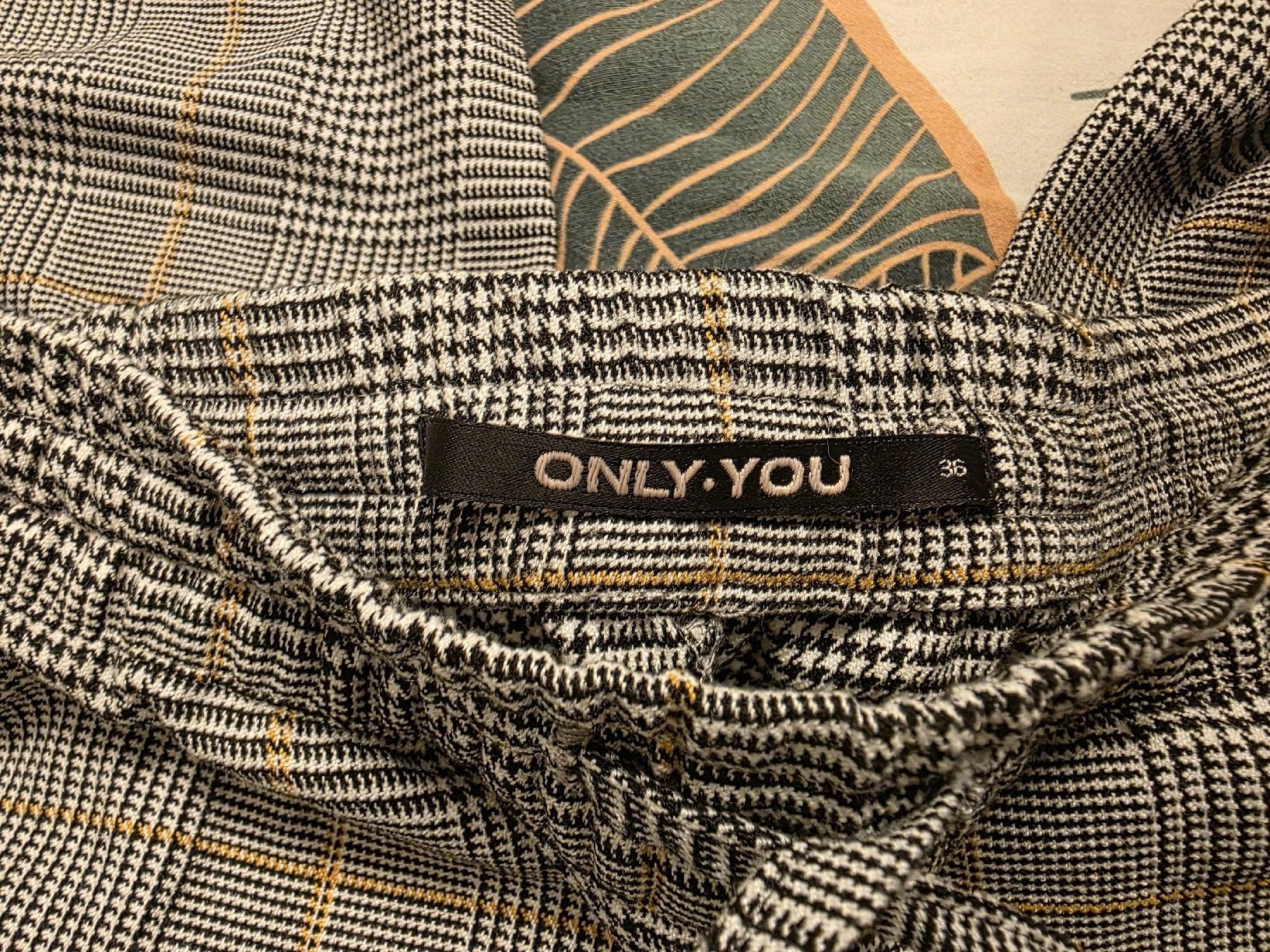Only Pantaloni: Hose Only Gr.36 – Usato da Itingen venduto da bea_bxv5 2