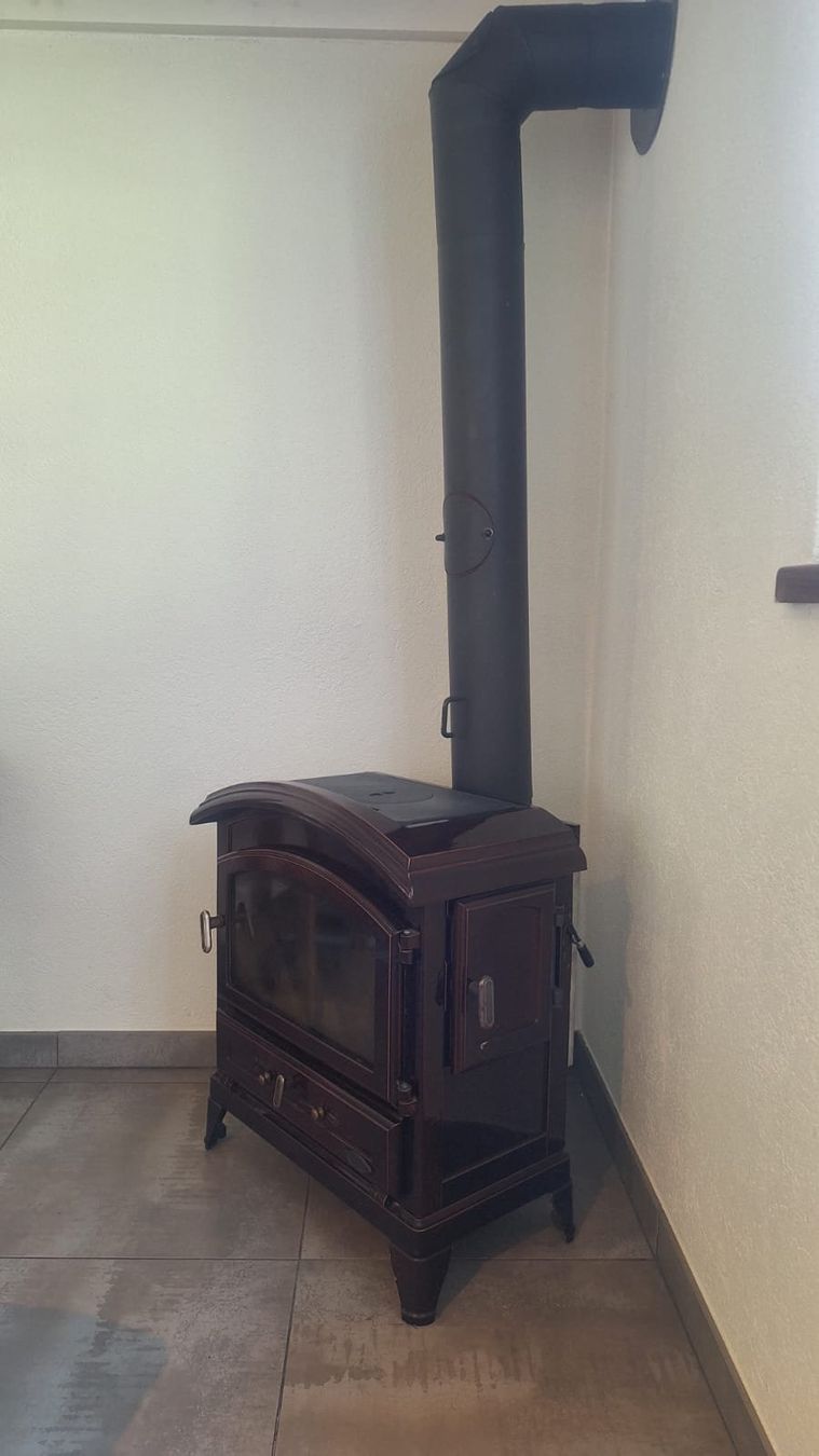 Stufe caminetto: Poêle à Bois Fonte Godin – Usato da Prahins venduto da dam_6thf 1