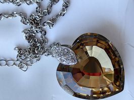 Collier avec cristal