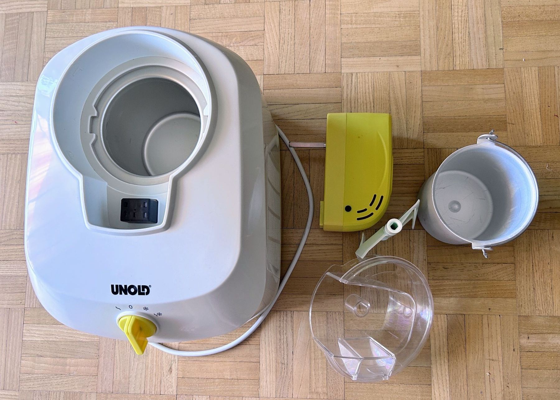 Küchengeräte: Unold Eismaschine – Gebraucht aus Zürich von Berrymen 1