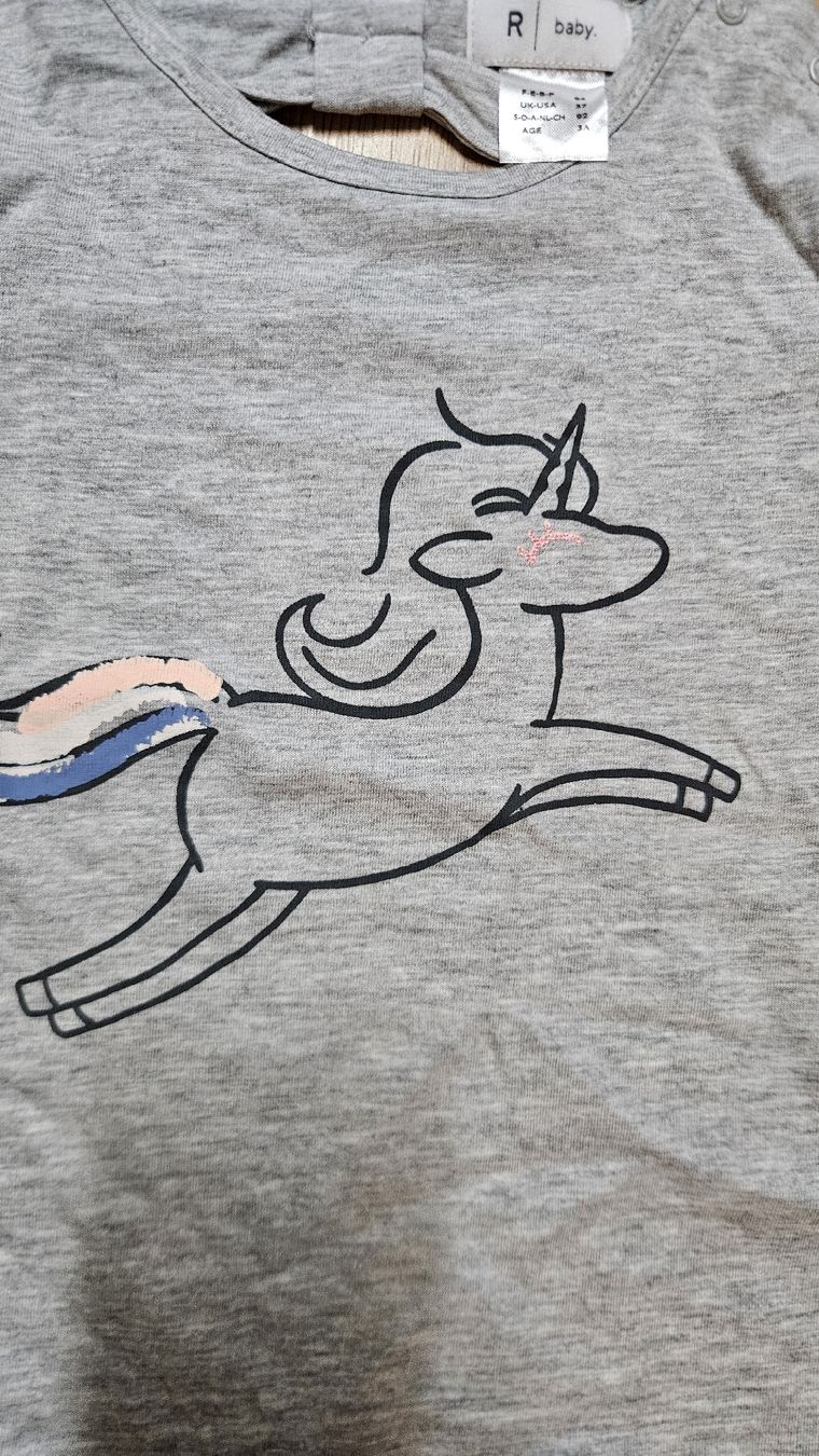 Camicette, T-shirt & Top: Süsses Shirt mit Einhorn Gr. 93 NEU – Nuovo (secondo la descrizione) da Grabs venduto da ricolino12 1