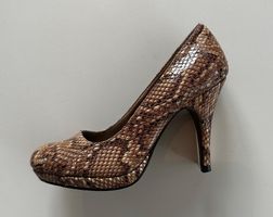 Venturini Heels Damen 36 NEU