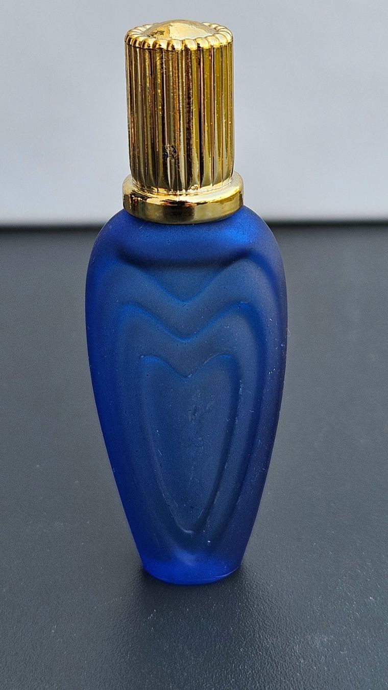 Escada Parfums & Eau de Toilette: Escada eau d'été miniature 4 ml flacon sans boite – Neuf (Voir description) à Romanel-sur-Lausanne par delaforet