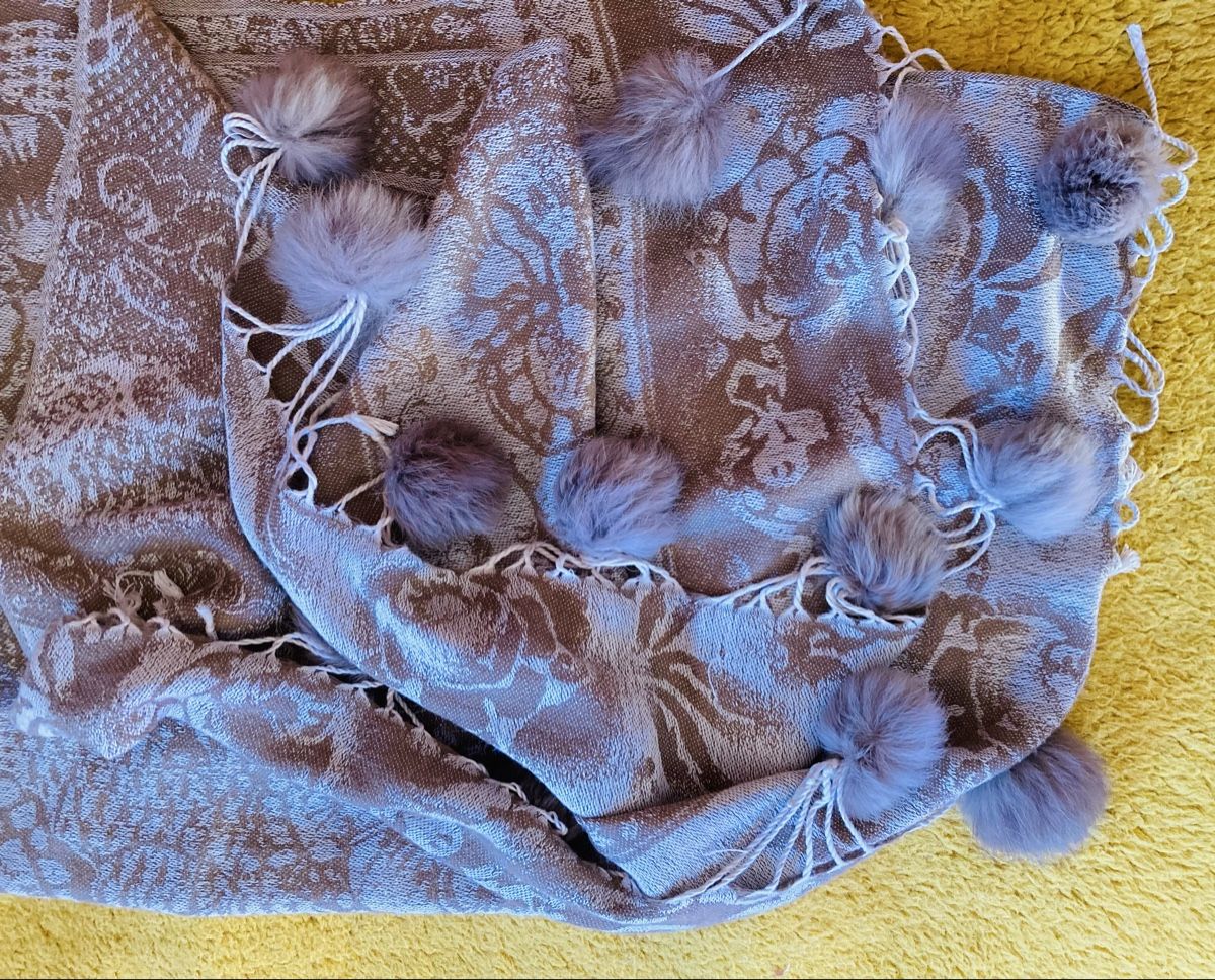 Foulard & Sciarpe: Magnifique châle en poils de lapin – Nuovo (secondo la descrizione) da Ardon venduto da hel_2sxp 2