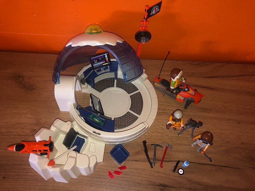 Playmobil Spielzeuge: Playmobil exploration polaire - quartier général – Gebraucht aus Sierre von babibouchette01 1