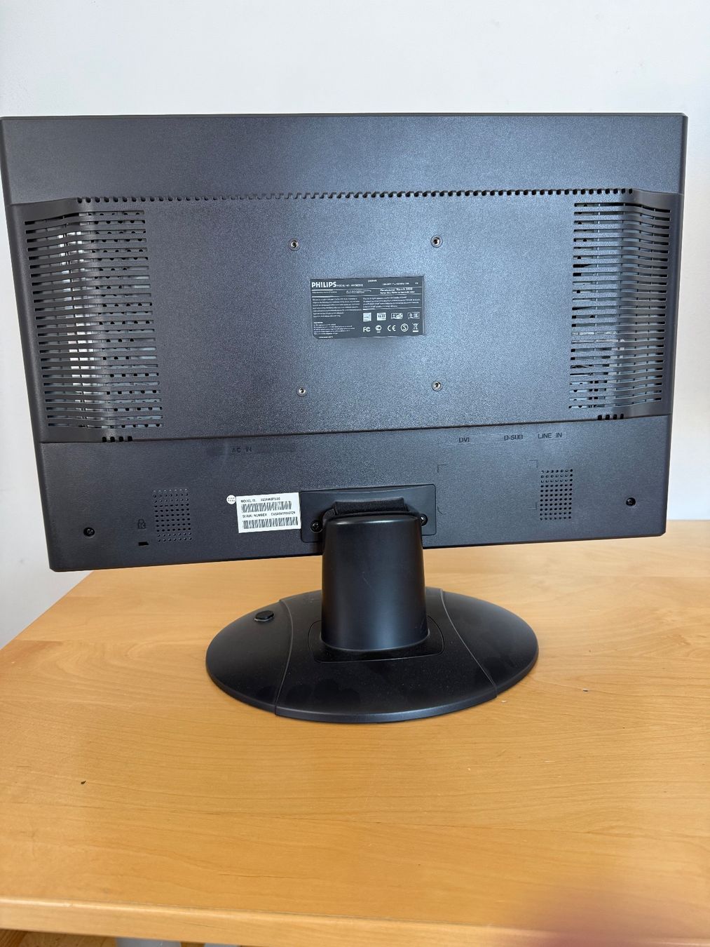 Philips Monitore: Monitor Philips 220AW8 drehbar – Gebraucht aus Münsingen von Immergutbedient 1