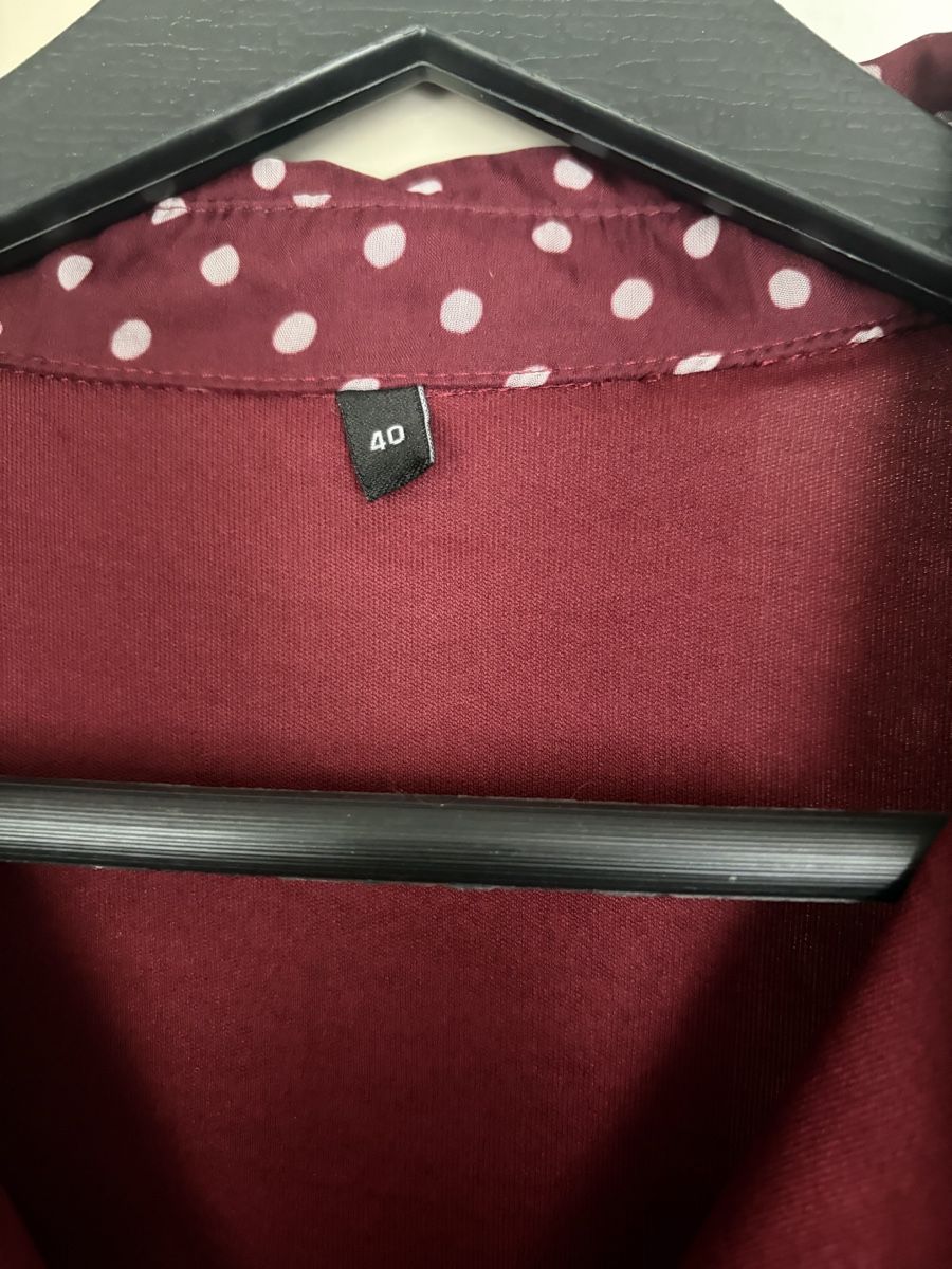 Vestiti: Kleid Polka Dot Bordeaux Grösse 40 Damen – Nuovo (secondo la descrizione) da Zürich venduto da Mss_sen 2