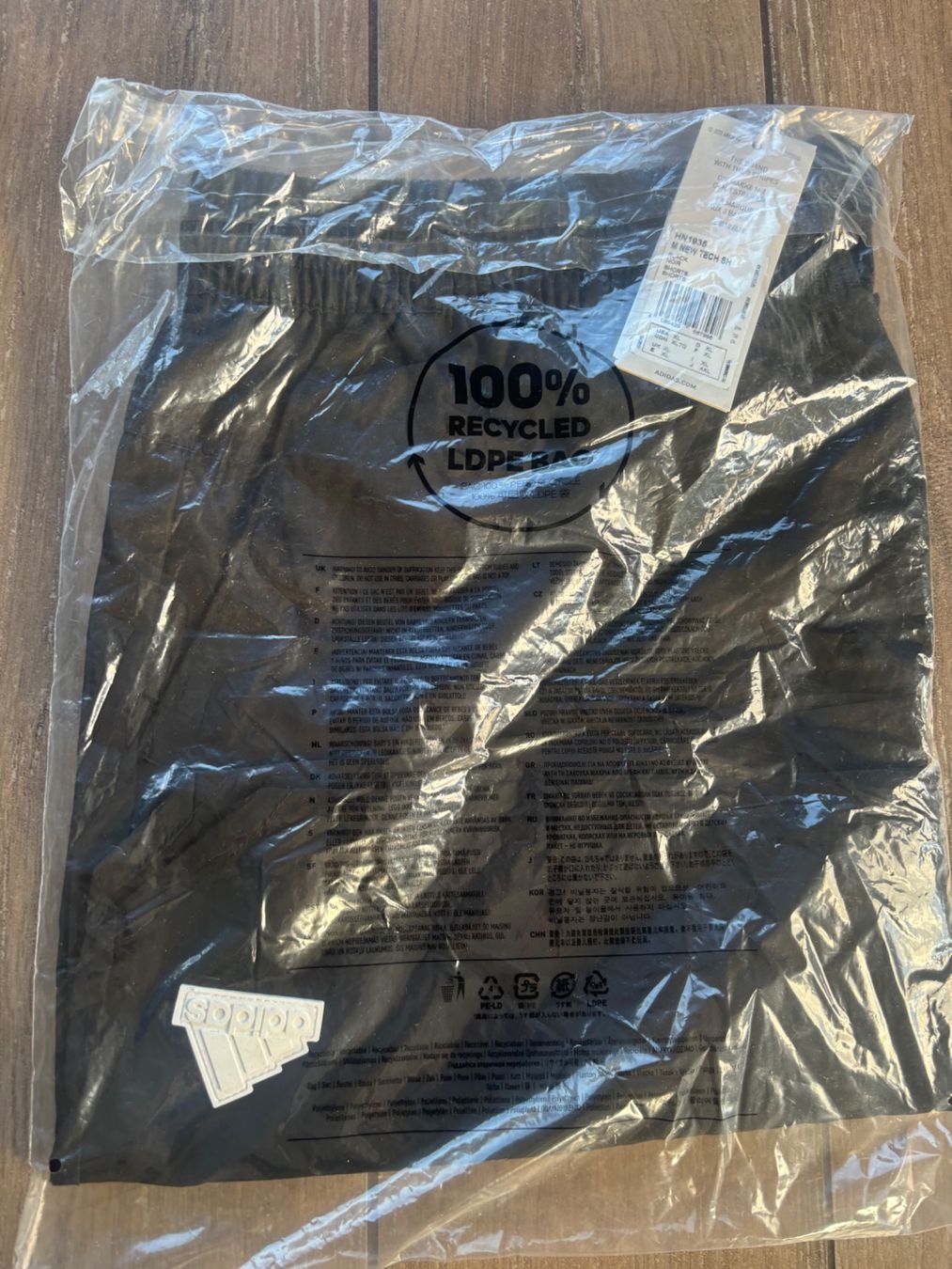 Adidas Pantaloni: XL_adidas_NEU_LP 55 sfr – Nuovo e nell'imballaggio originale da Versegeres venduto da kista 6