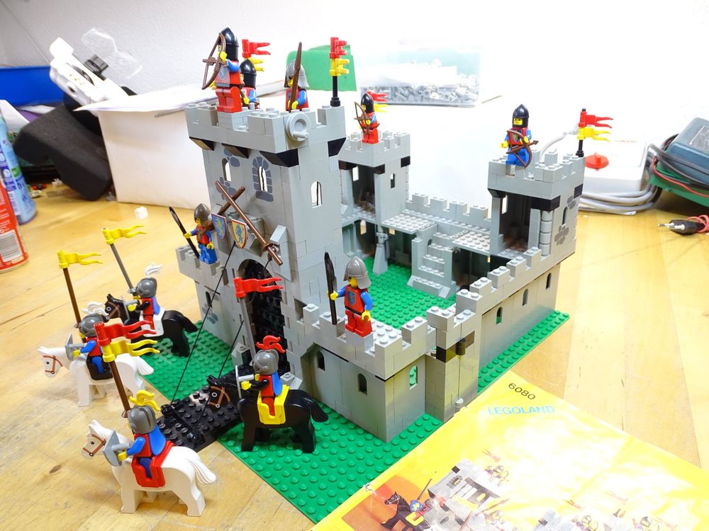 Lego 6080 Ritter Kings Castle, Komplett mit Bauanleitung (Gebraucht) in ...