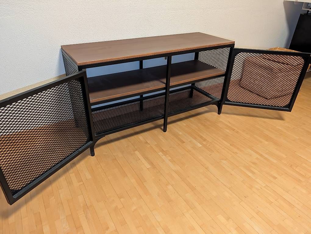 Mobili TV: TV Sideboard  – Usato da Chur venduto da robertomueller1988 1