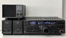 Yaesu FT-2000D (200W)