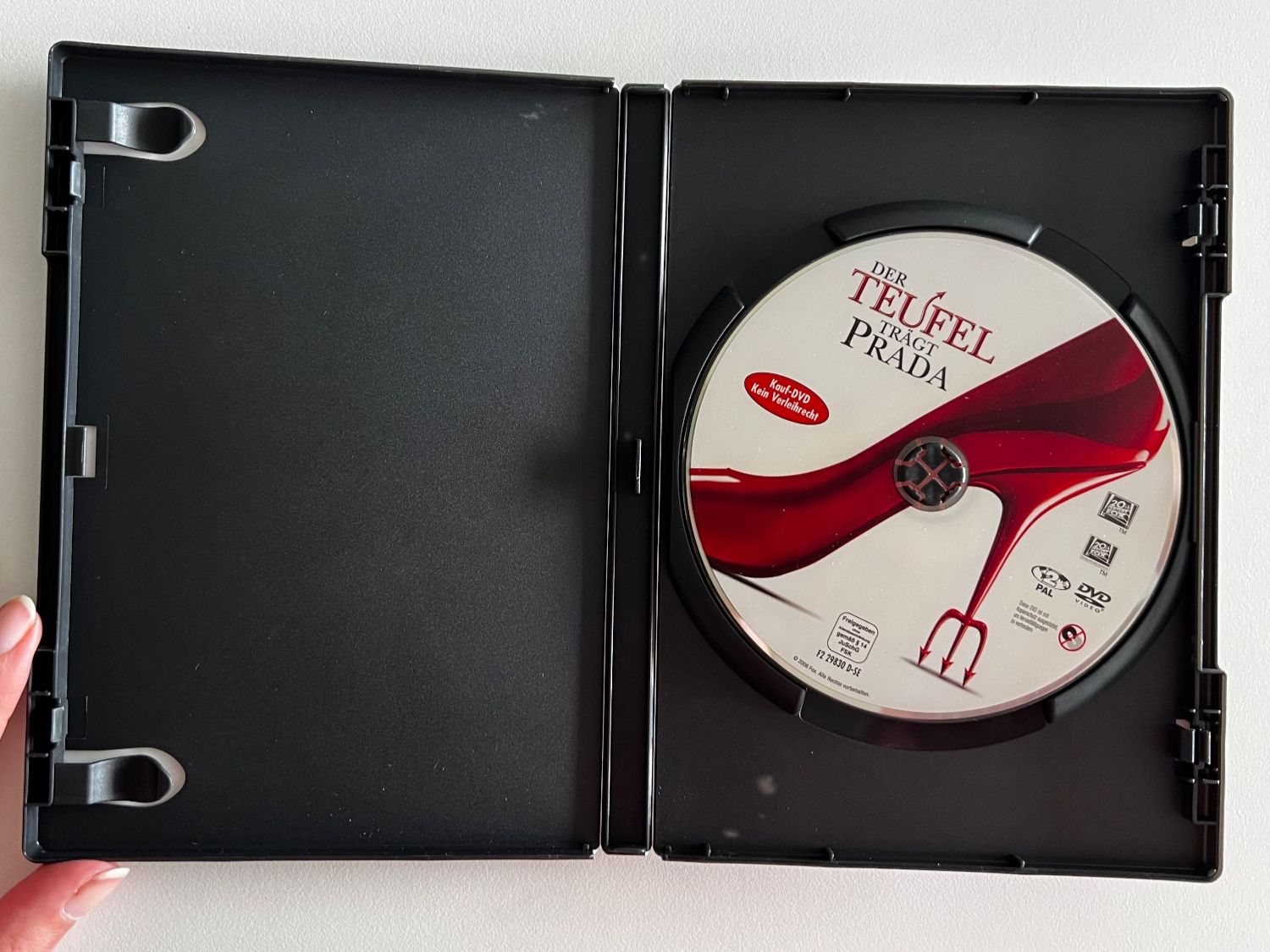 Tutti i DVDs: Der Teufel trägt Prada DVD – Nuovo (secondo la descrizione) da Lenzburg venduto da impulsive-buyer 2