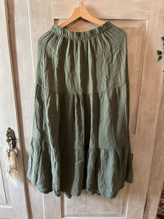 Rock Midi oliv Grösse M guter Zustand