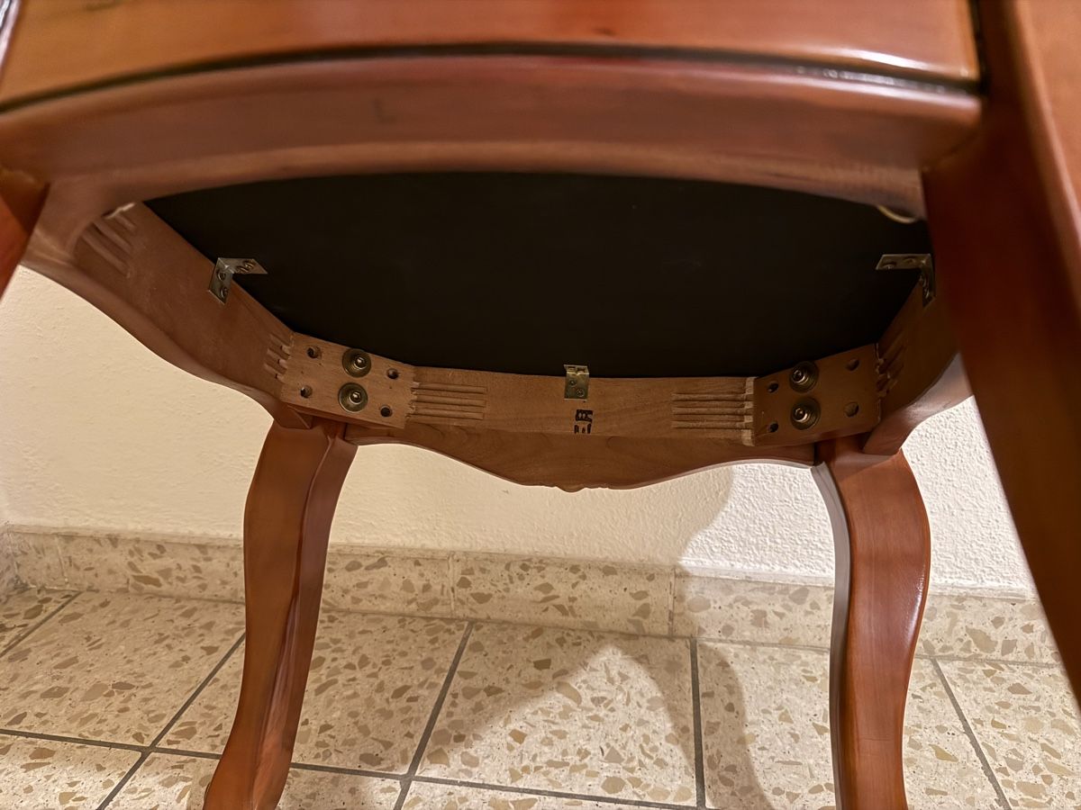 Stühle: Holzstuhl im Barockstil - Einzigartiges Design! – Gebraucht aus Pfäffikon SZ von Tissot-Rado 7