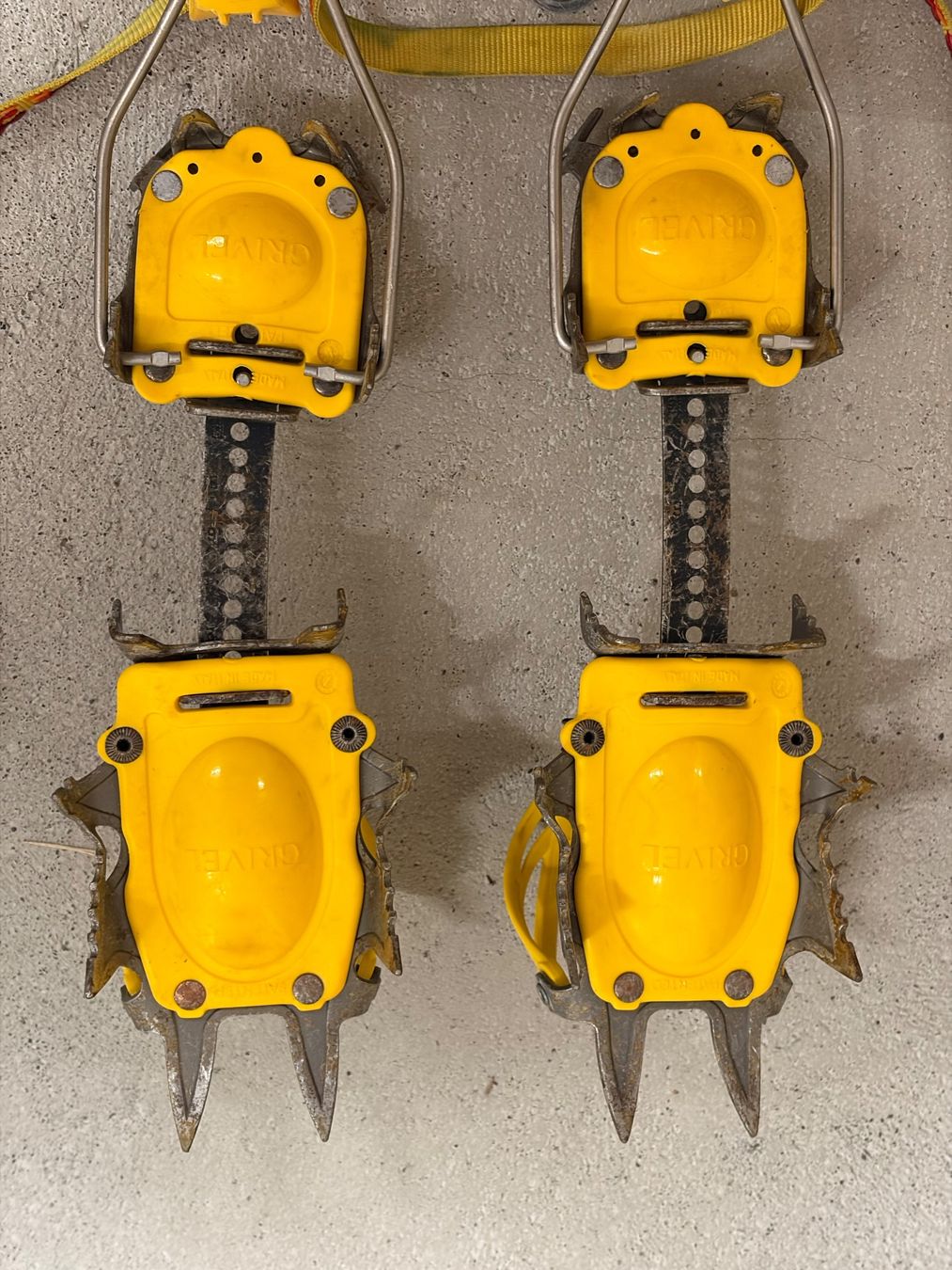 Grivel Altro in Alpinismo & Escursioni: Grivel Air Tech Steigeisen – Usato da Niederwangen BE venduto da nie_226v 2
