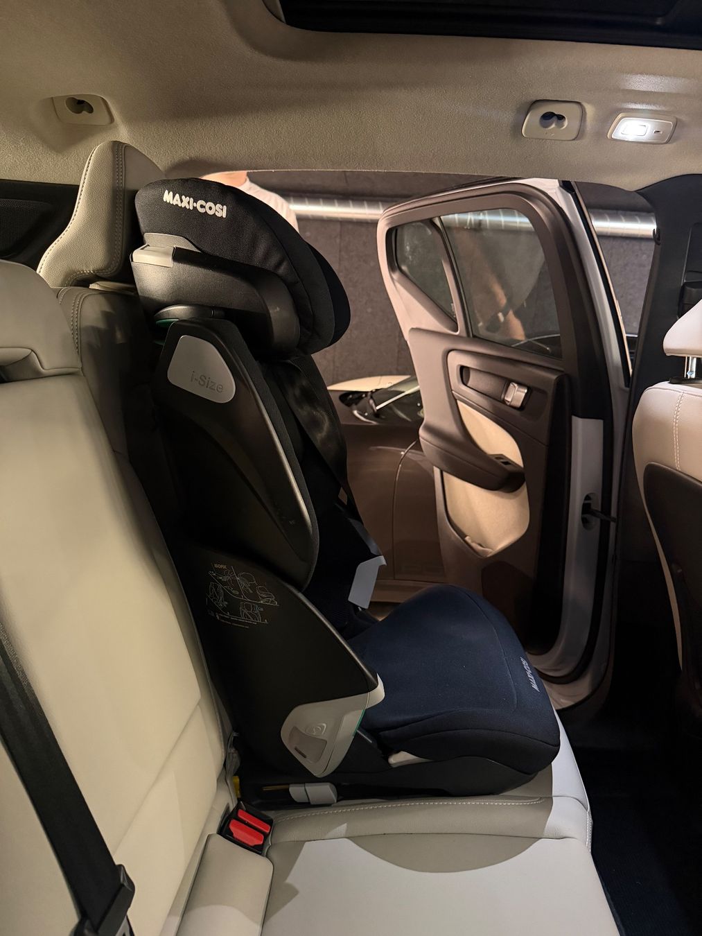 Maxi-Cosi Seggiolini per auto: Maxi-Cosi Premium Kore Pro i-Size Kindersitz – Usato da Zürich venduto da miglec