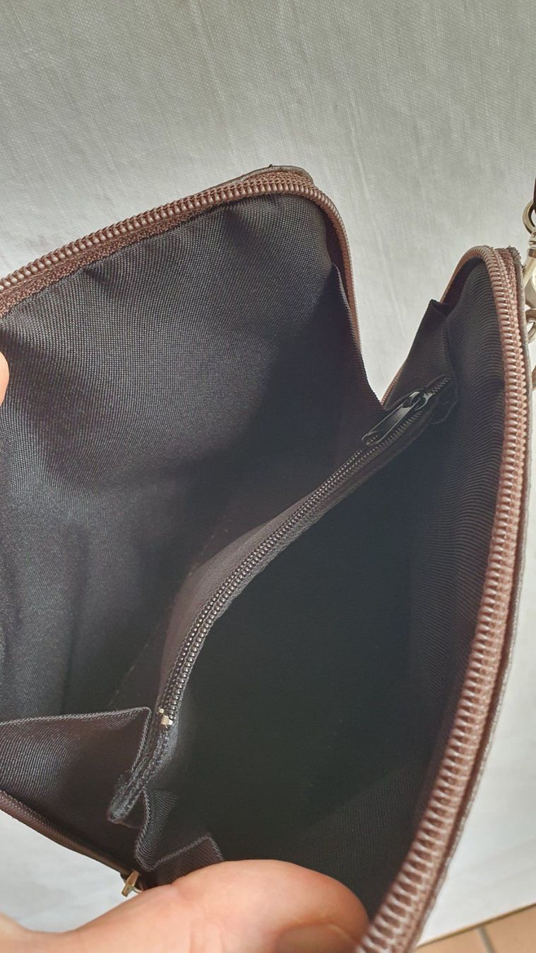 Borse da donna: Kleine Lederhandtasche braun, Straussenoptik – Usato da Brüttisellen venduto da Kluba 4