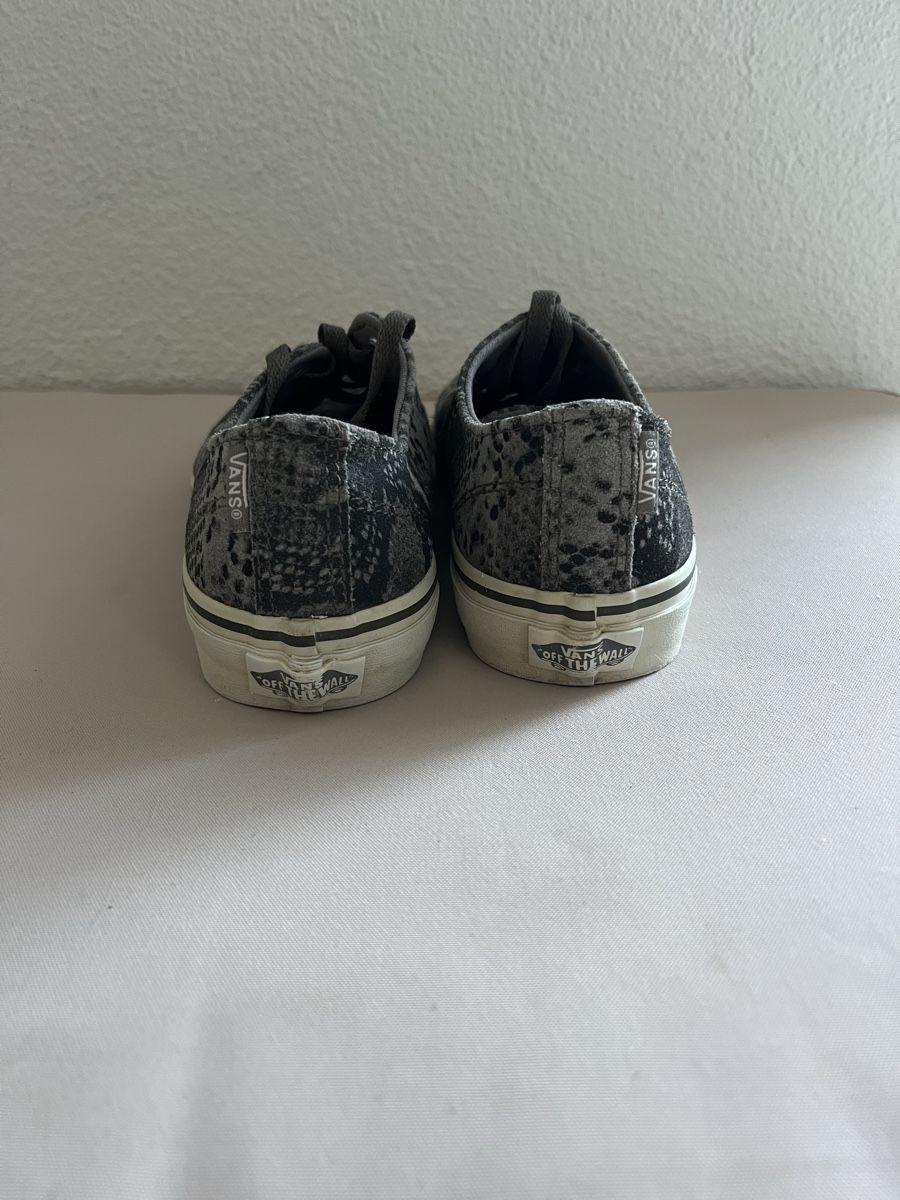 Vans Scarpe da donna: Vans Authentic Snake Print Grau Damen Gr. 38  – Usato da Thalheim venduto da karmabis_ 1