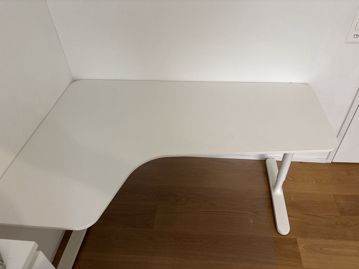 Ikea Scrivanie: Schreibtisch von Ikea – Usato da Rickenbach venduto da est_d86n 4
