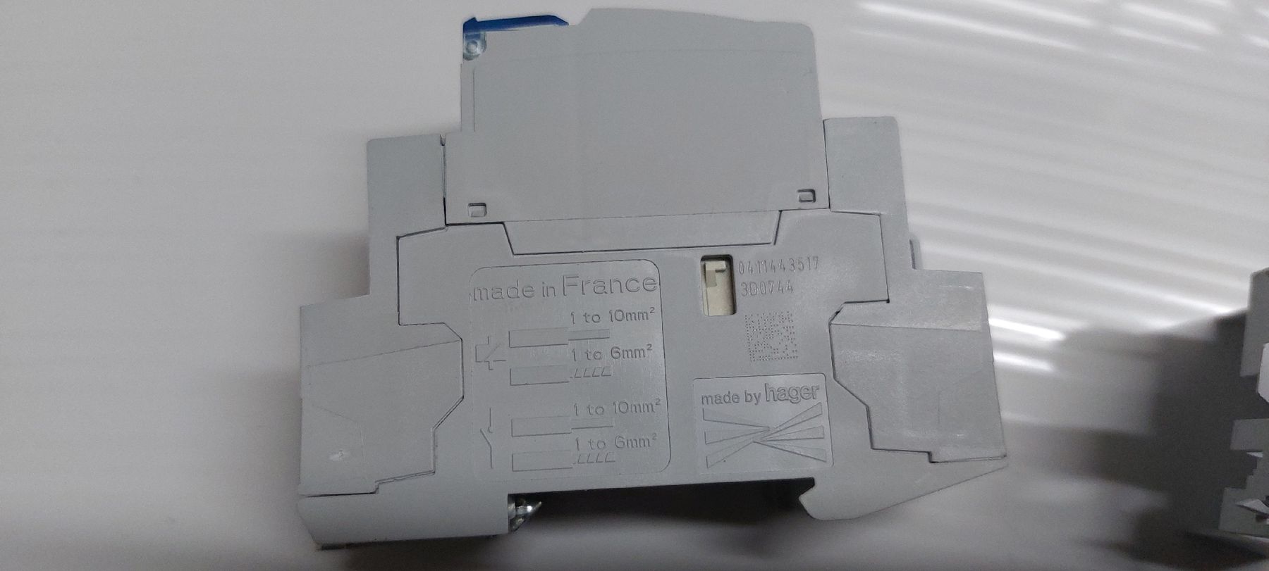 Hager Componenti elettronici: Schütz brummfrei – Nuovo e nell'imballaggio originale da Tägerwilen venduto da Otuan 4