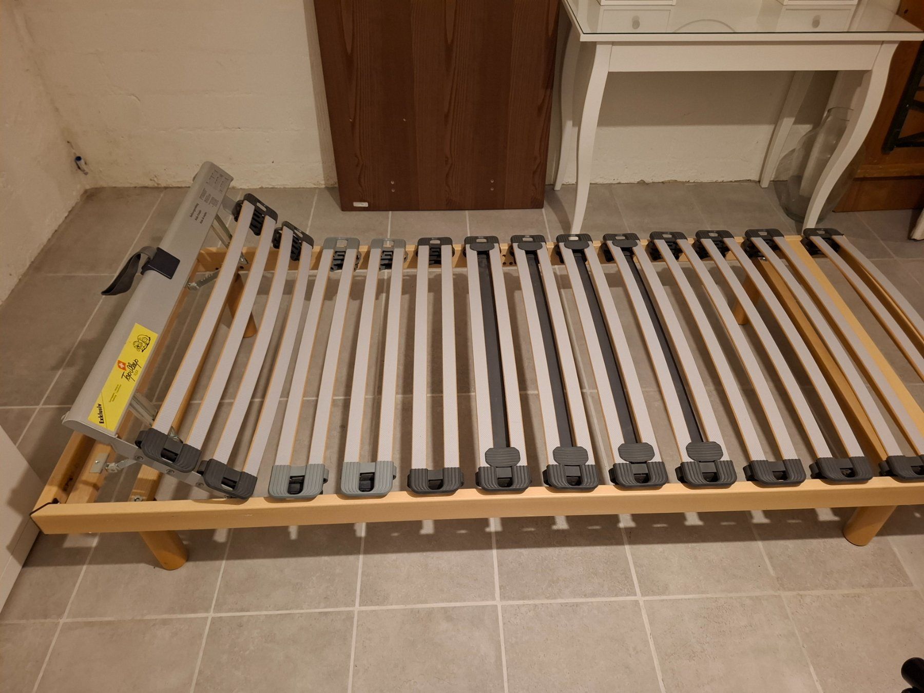 Betten: Gästebett 90 x 200 cm – Gebraucht aus Bülach von Wuxi 1