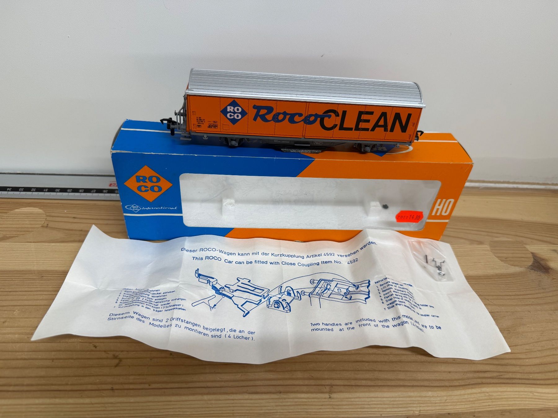 Roco Modelleisenbahnen: Spur H0 Roco Clean Schiebewandwagen DC – Gebraucht aus Büsserach von ModellbahnDepot 1