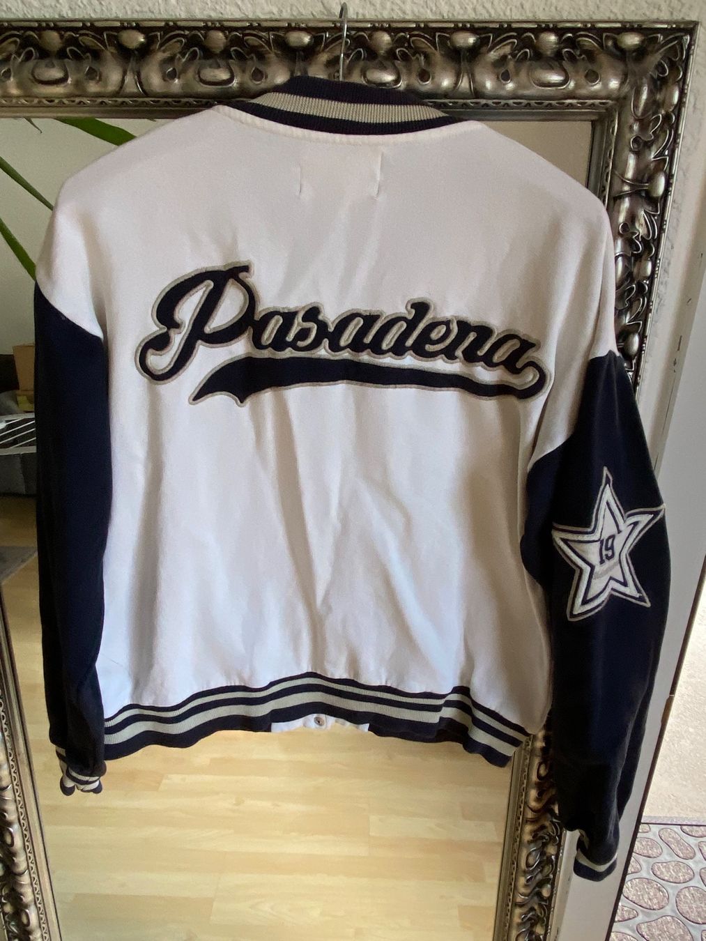 Pull&Bear Giacche: Bomber/ Collegejacke Gr. M – Usato da Horw venduto da ast_b5c6 3