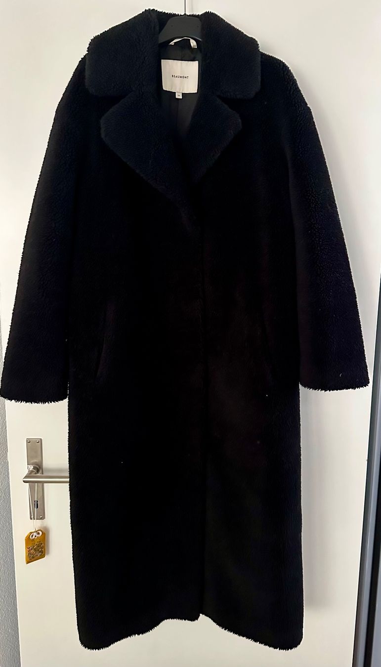 Cappotti: Beaumont teddy coat – Usato da Dallenwil venduto da ZD2019
