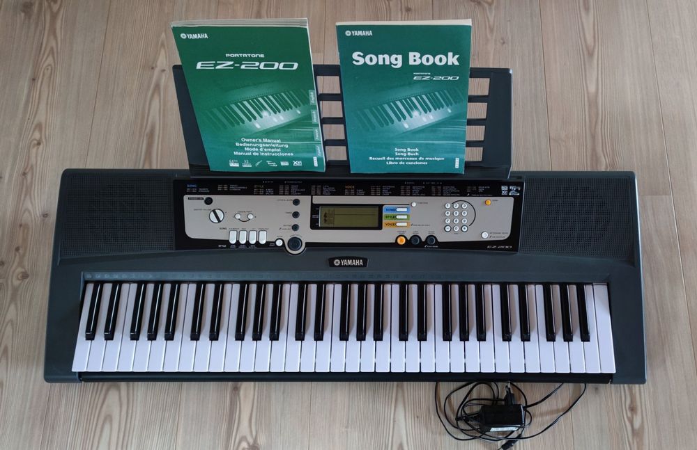 Yamaha Keyboard EZ200 Kaufen auf Ricardo
