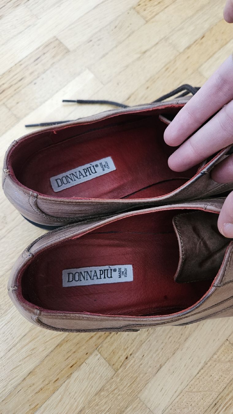 Scarpe da donna: Derbies en cuir brun taille 39  – Usato da Vevey venduto da Macca 2