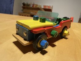 Holzspielzeug Auto zum Zusammenschrauben