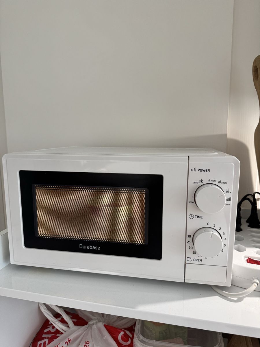 Appareils de cuisine: Mikrowelle  – D'occasion à Zollikon par Marsat25
