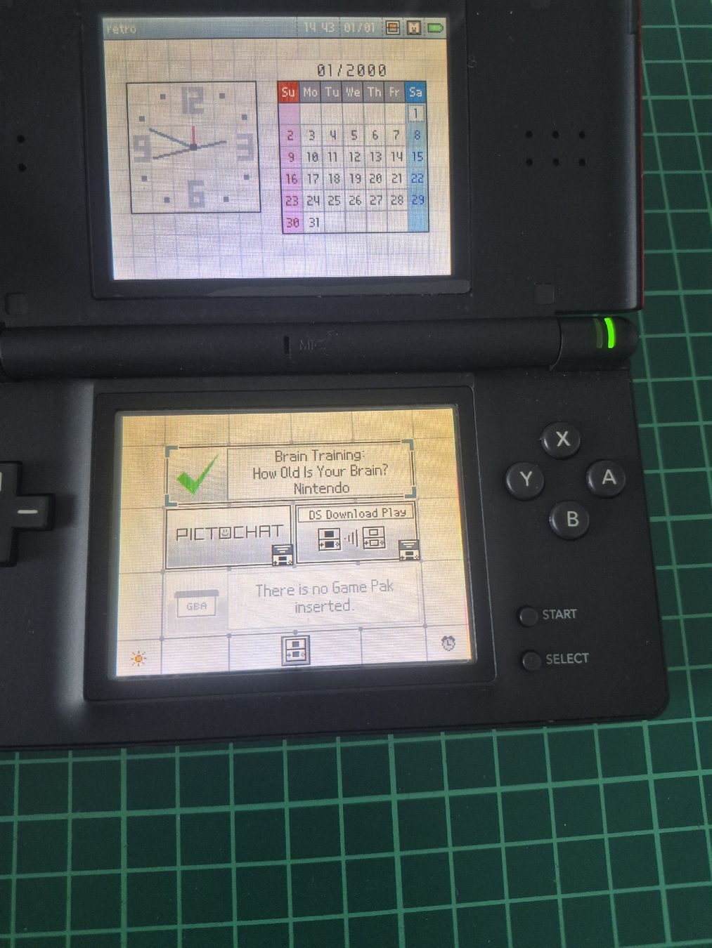 Nintendo Spiele: Nintendo DS Lite Red Console Bundle - Brain Training Game! – Gebraucht aus Meyrin von Retro-GZ 3