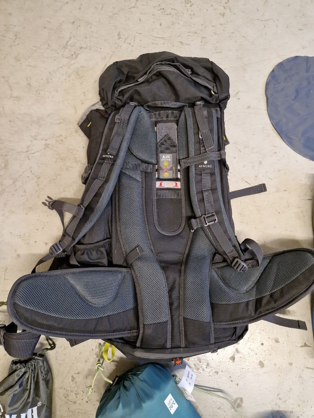 Tende : Neuwertiges Camping / Biwak Set – Usato da Rüttenen venduto da R.b.m 8