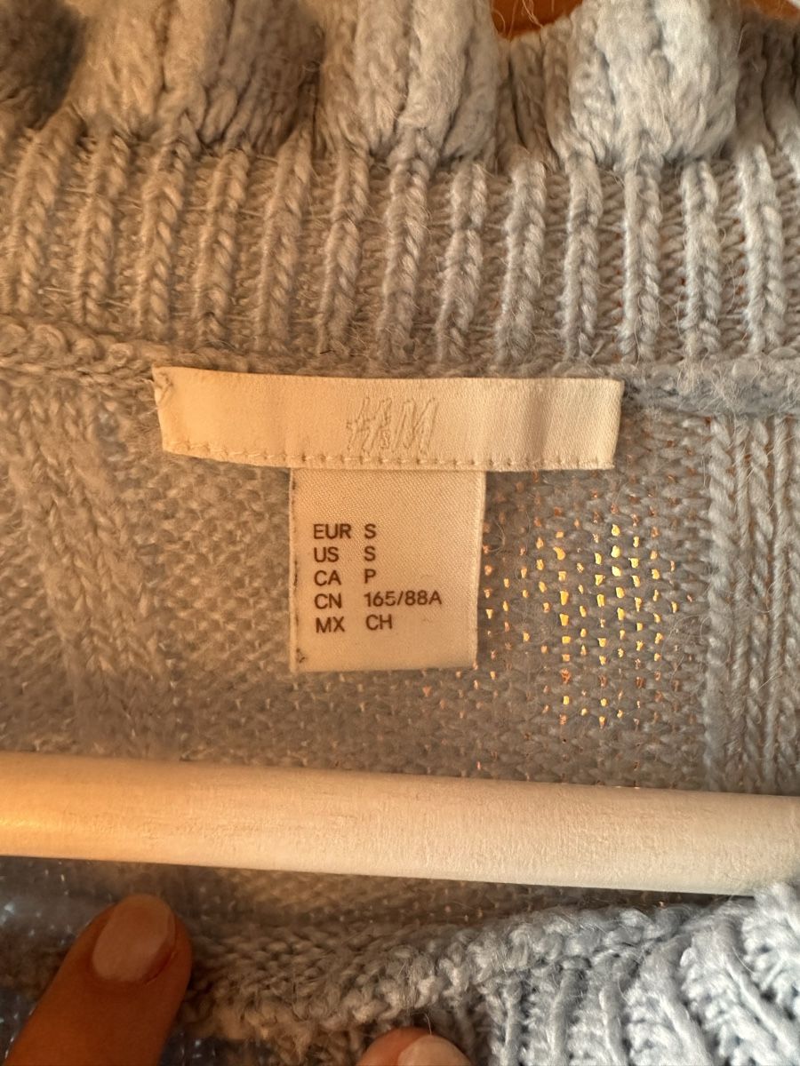H&M Pullover & Sweatshirts: Blue Knit Sweater with Ruffle Details, Size S – Neu (gemäss Beschreibung) aus Zürich von BettinaMarie2308 4