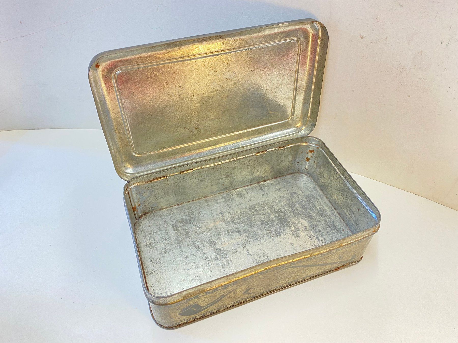 Dosen: Vintage Seltene Blechdose, Tabakdose, Schachtel, Box – Gebraucht aus Schaffhausen von vintageville 9