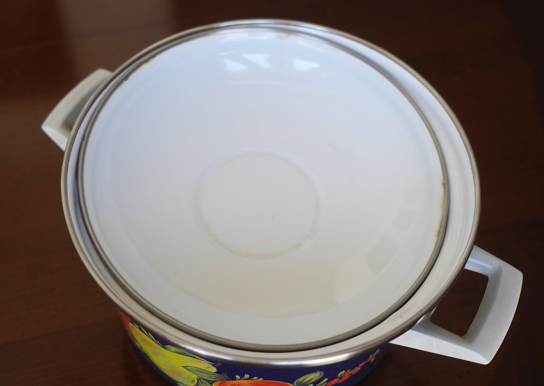 Pentole: Enameled heavy casserole w/lid, used – Usato da Geneve venduto da sebastian01 7