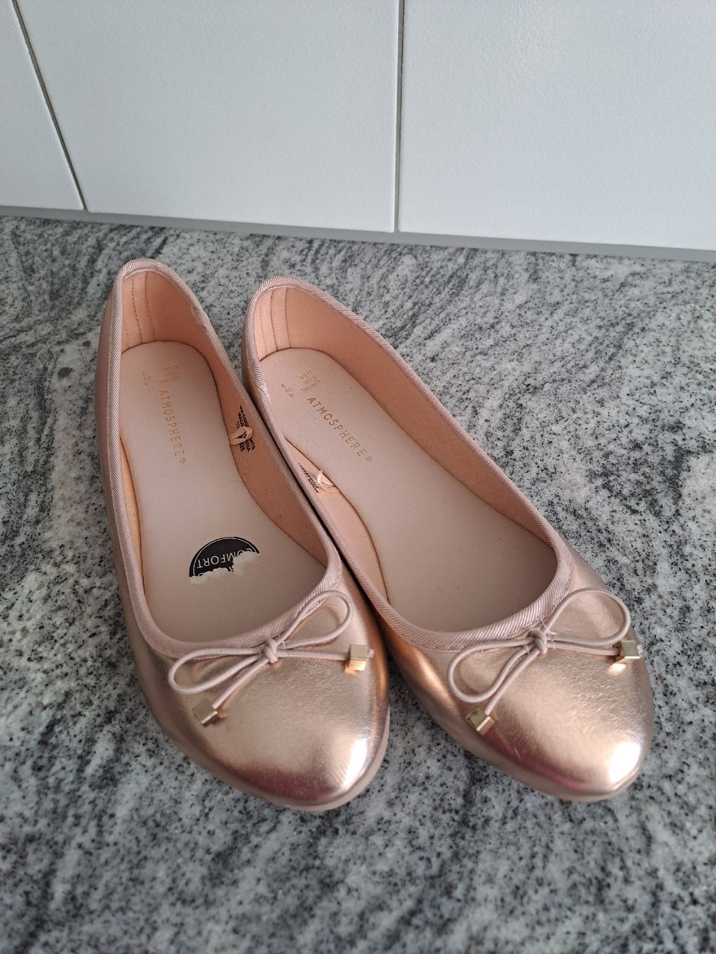 Scarpe da donna: Ballerinas Atmosphere Rosé Grösse 39 neu – Nuovo (secondo la descrizione) da Rickenbach LU venduto da bishiida