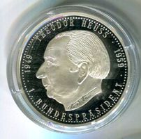Silbermedaille "Bundespräsident Theodor Heuss". 999/1000 PP