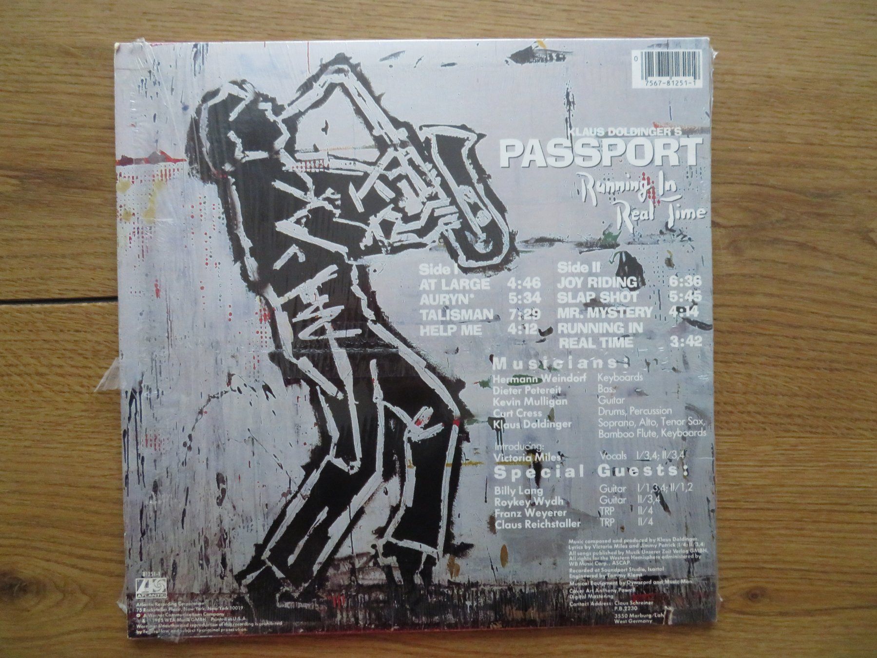 Schallplatten: PASSPORT RUNNING IN REAL TIME – Neu (gemäss Beschreibung) aus Zürich von max_cp5f 1