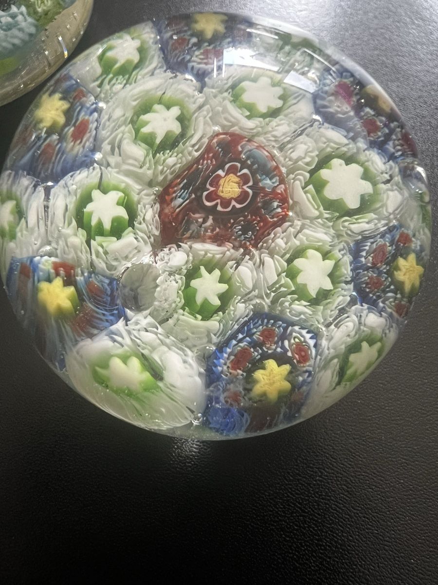 Murano Bicchieri: Murano Millefiori Paperweight – Nuovo (secondo la descrizione) da Gockhausen venduto da geo_ydf6 1