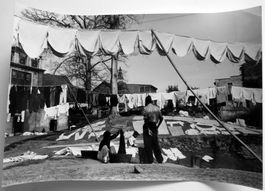 Erh. Hürsch: 2 Fotos um 1975, Indien (V), Geduld üben….
