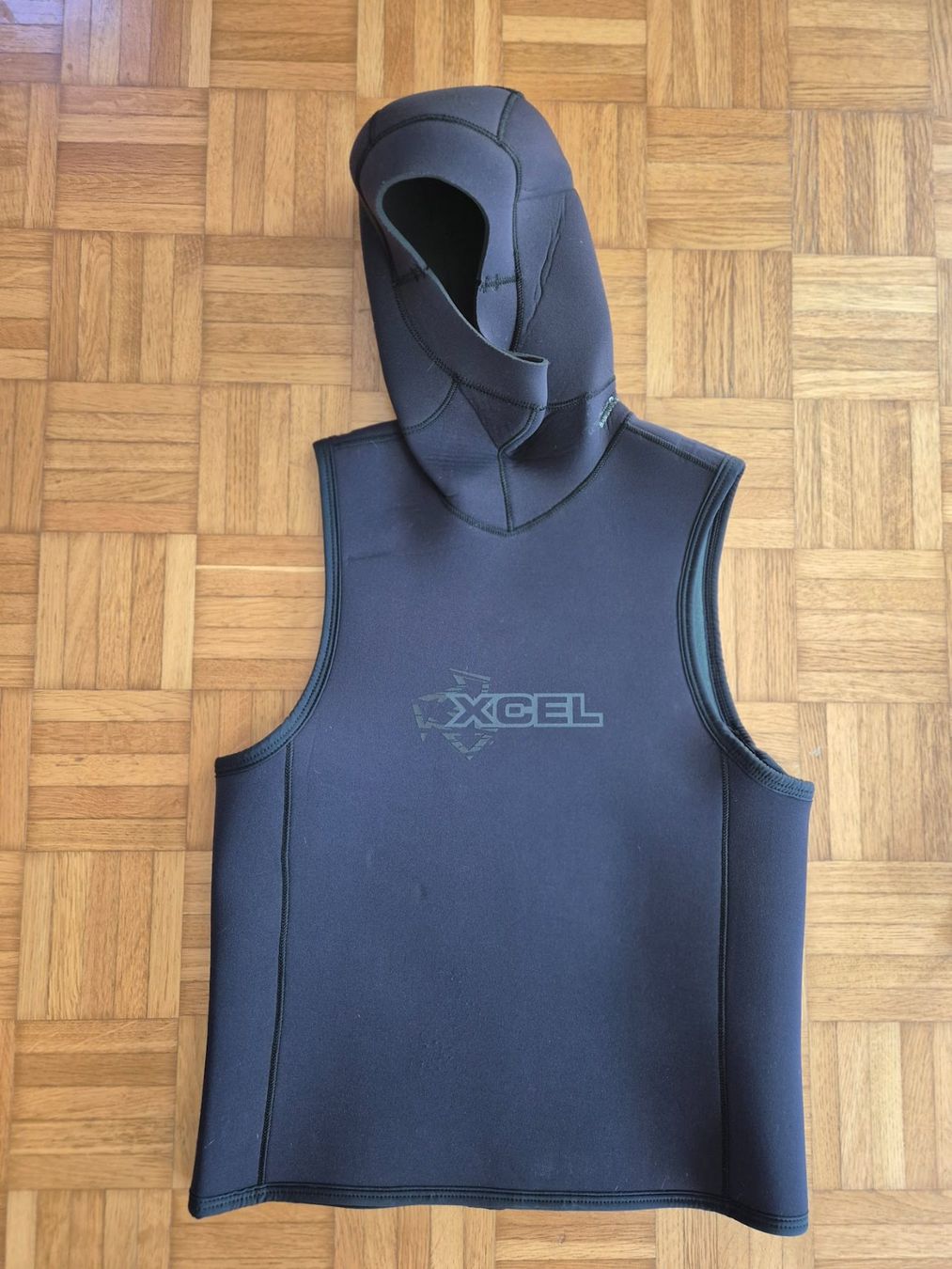 Tauchanzüge: Herren Neoprenweste mit Haube, XCEL, GR. L – Gebraucht aus Uitikon Waldegg von AnjS27