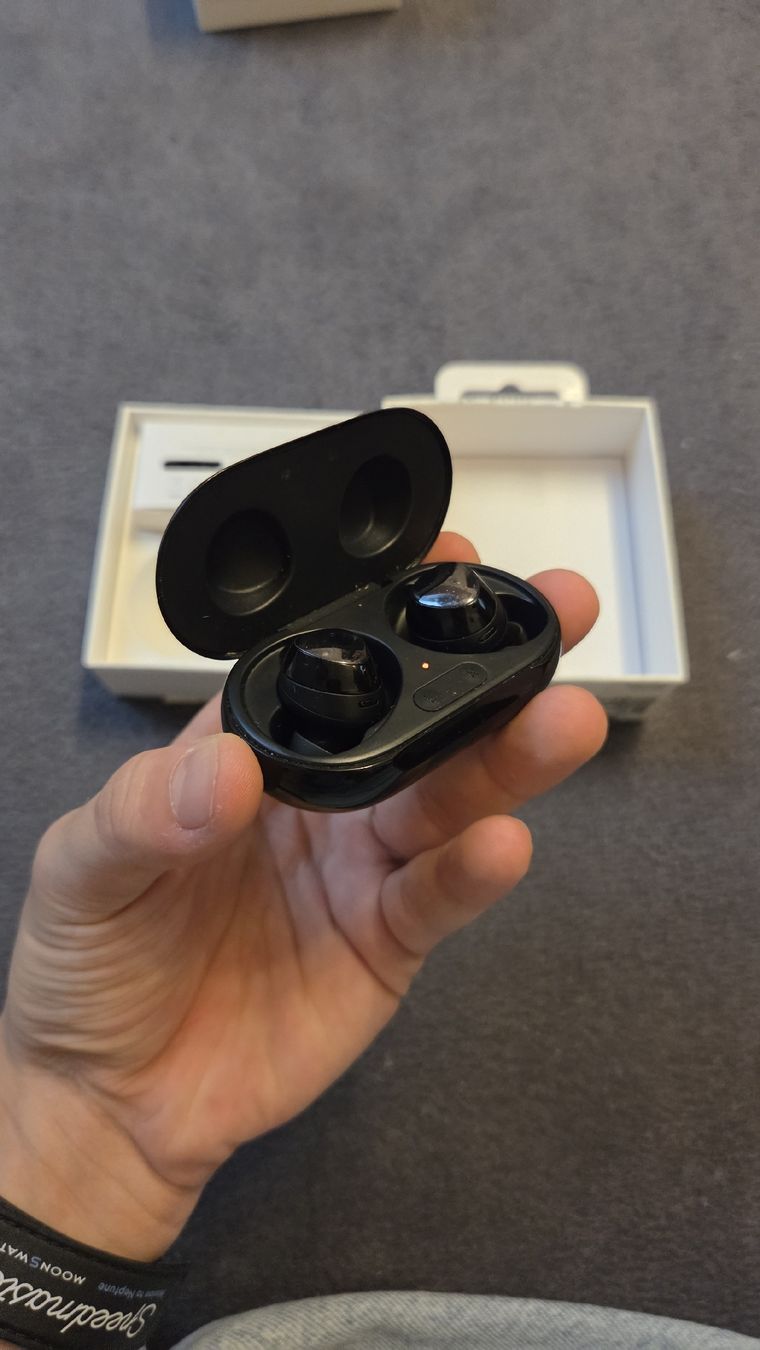 Samsung Cuffie: Samsung galaxy buds+ – Usato da Cheseaux-Lausanne venduto da florine16 2