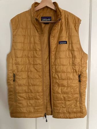 Patagonia Nano Puff Herren / Gr. M / gold / Outdoor-Weste