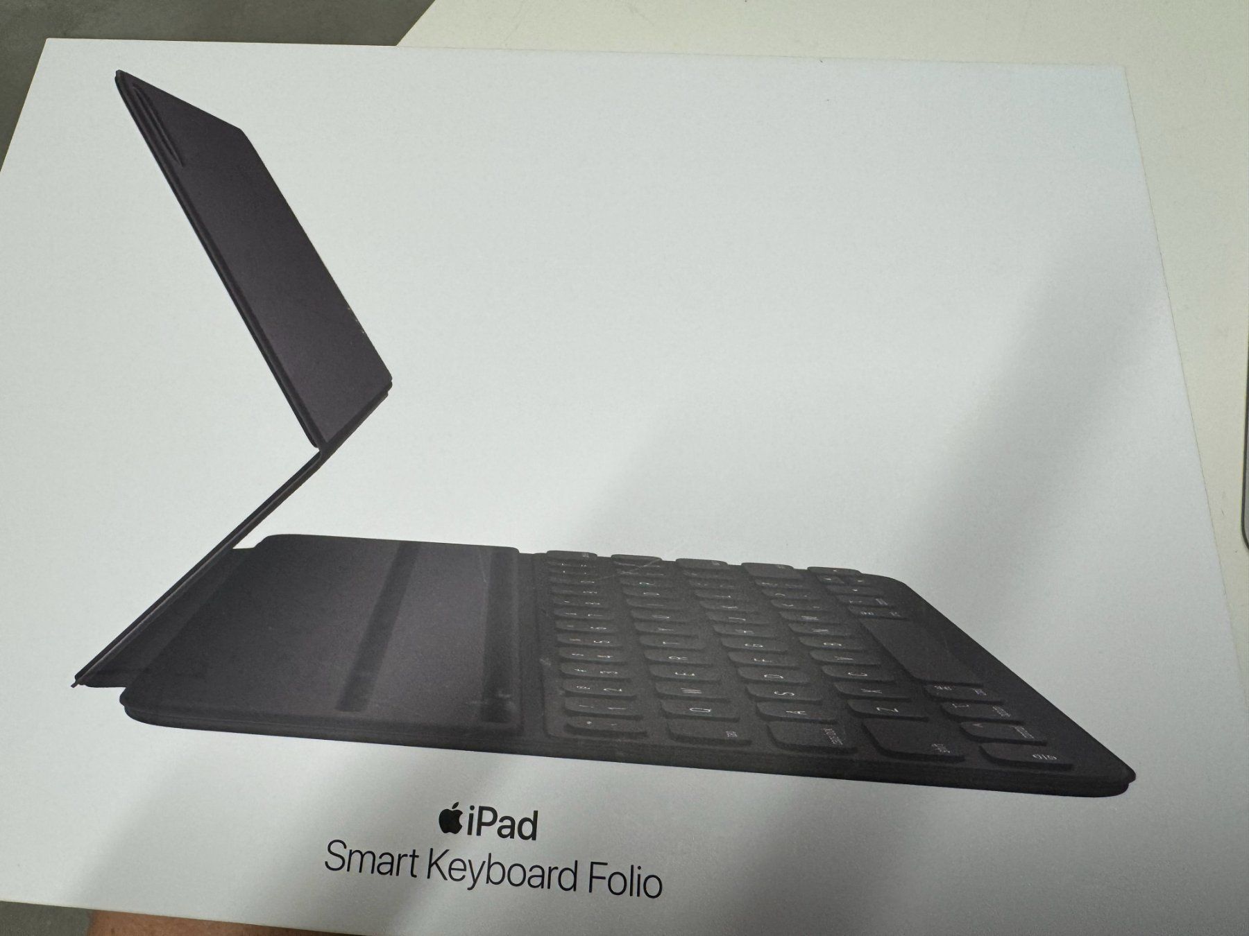 Claviers: Smart Keyboard Folio neu – D'occasion à Niederrohrdorf par ursgut-vinyl