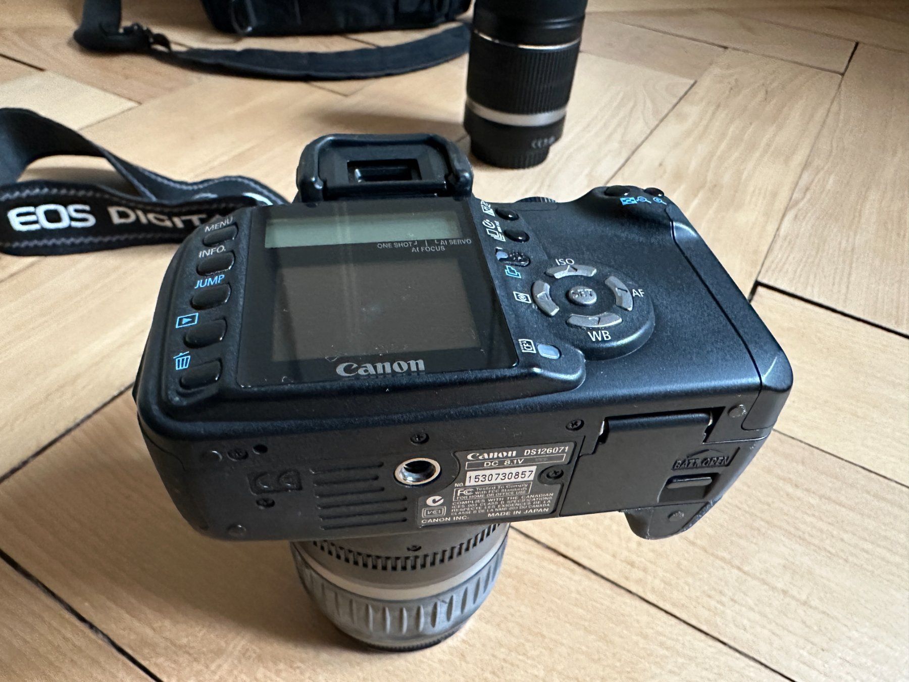 Canon Fotocamera: CANON EOS 350D Digitalkamera + Objektiv EFS 55-250 – Usato da Zürich venduto da Diazaio 2