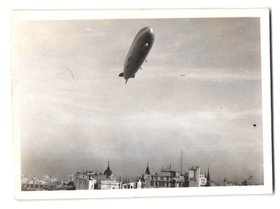 Photos & affiches: 9 Buenos Aires, Zeppelin - Luftschiff  – D'occasion à Berlin par bartko-reher 1