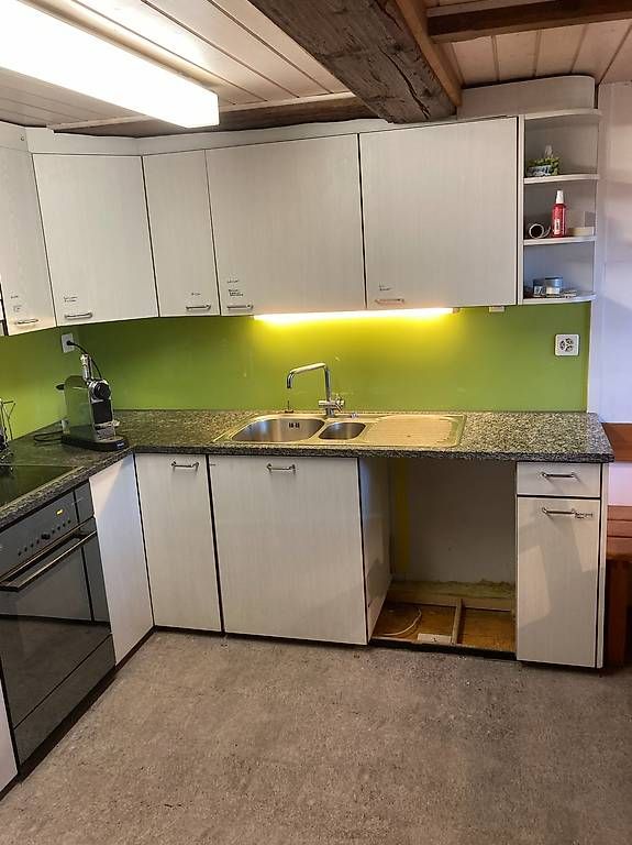 V-Zug Cucine complete: Küche mit Granitabdeckung – Usato da willisau venduto da buddali 4