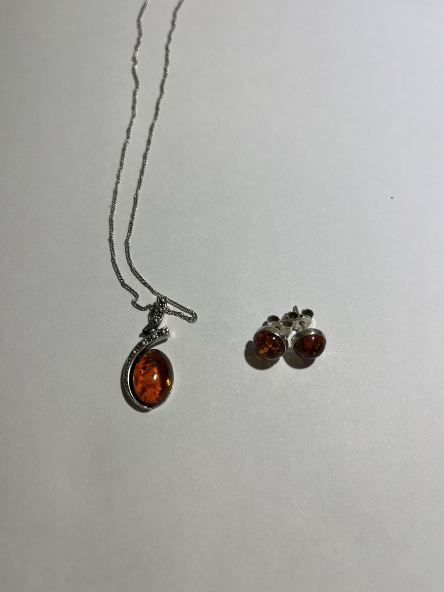 Autres bijoux: Bernstein Silber Kette Ohrstecker  – D'occasion à Rothenburg par sla_rn6q